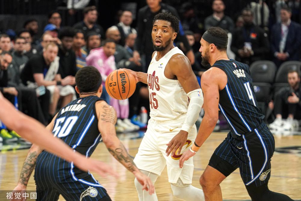 尤其是在与 尤其是在与