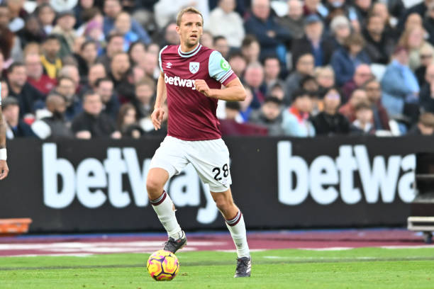 否重返一线 否重返一线