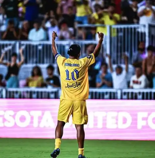 场的核心球 场的核心球