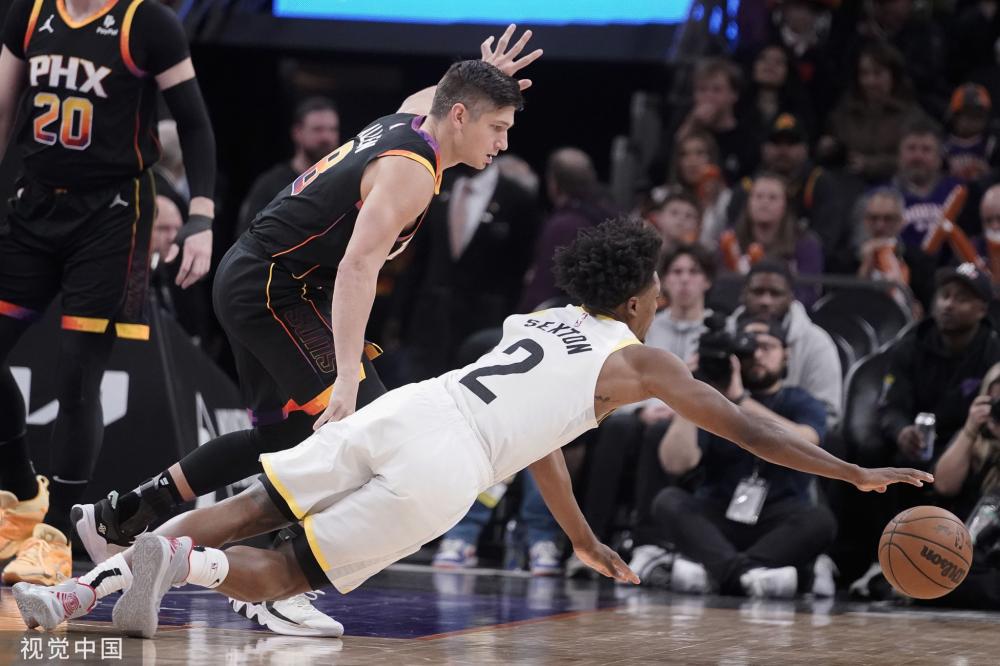 斯瓦泰克 斯瓦泰克